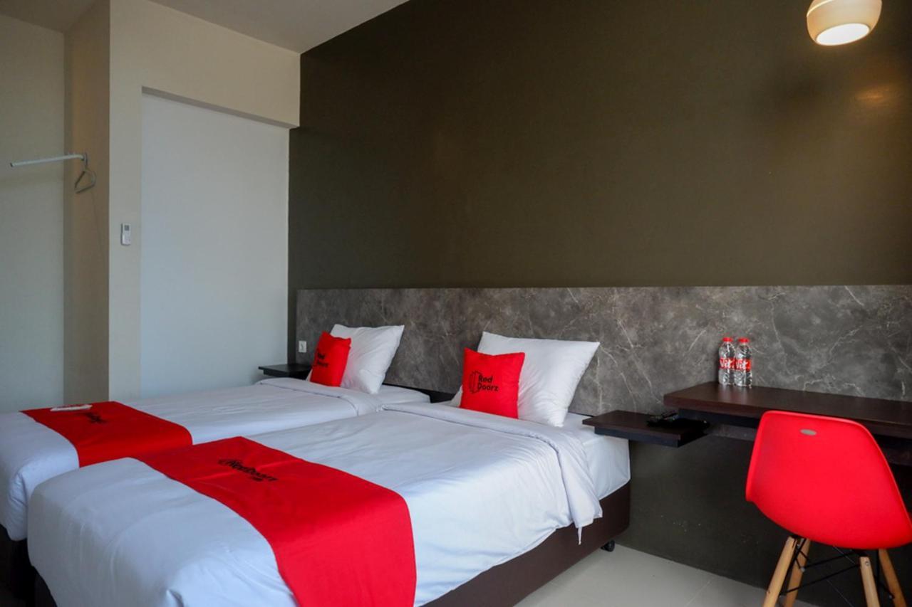 Reddoorz Plus Near Solo Baru מראה חיצוני תמונה