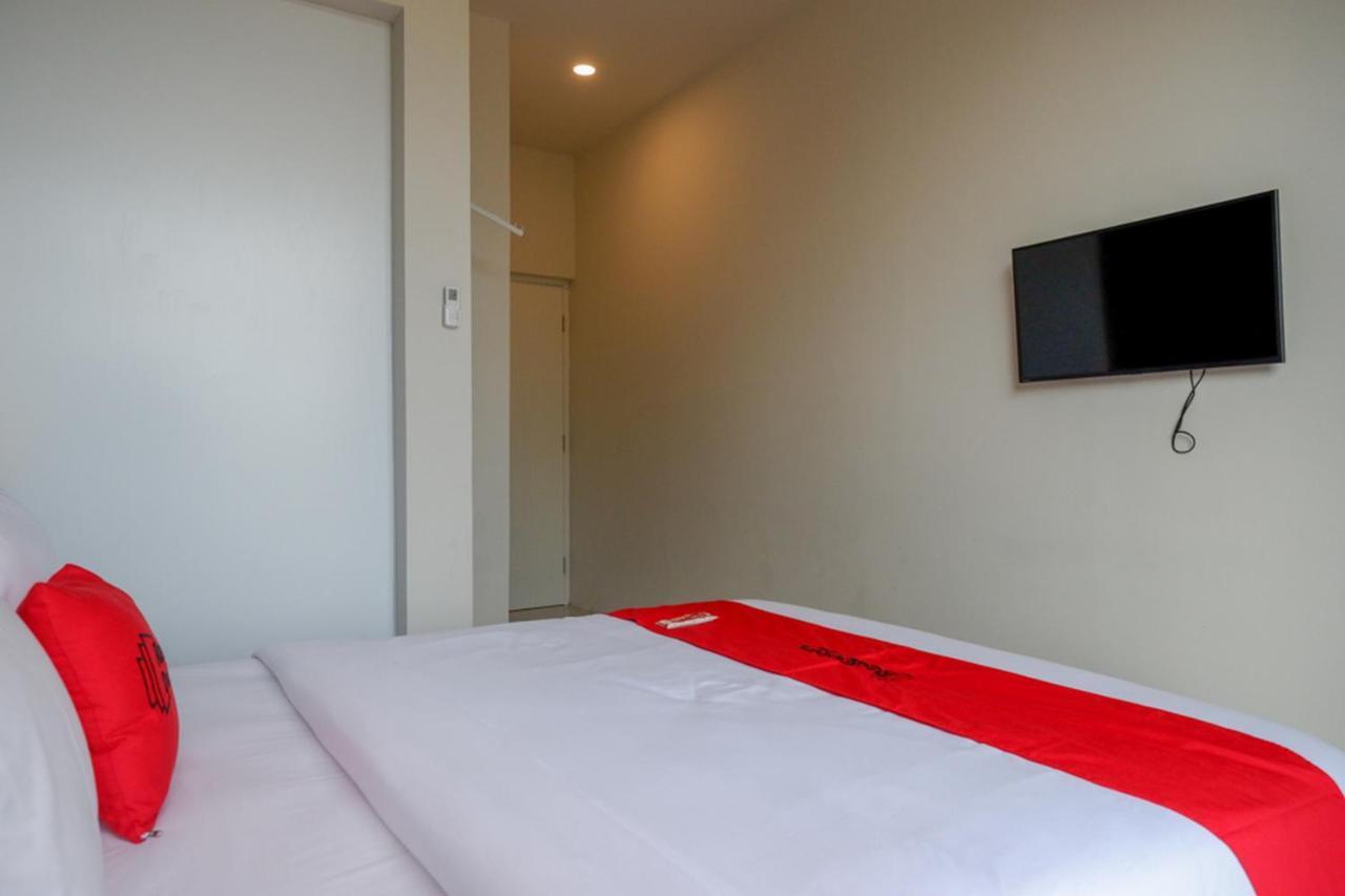 Reddoorz Plus Near Solo Baru מראה חיצוני תמונה